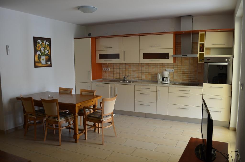 Apartments Buljan باشْكا الغرفة الصورة