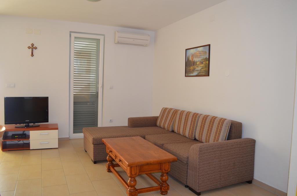 Apartments Buljan باشْكا الغرفة الصورة